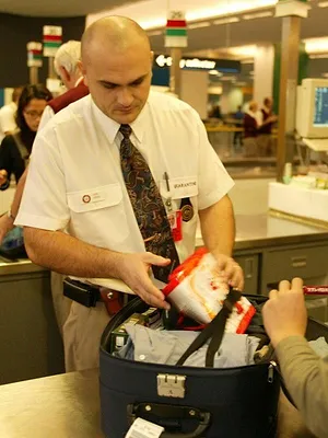 Douanes sous haute surveillance