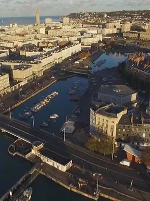 1944 : Le Havre sous les bombes alliées