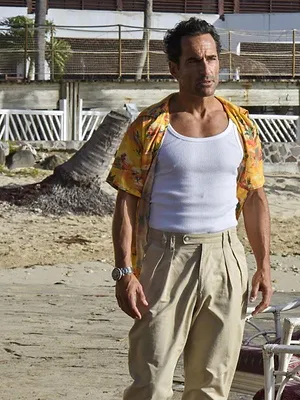 Commandant Saint-Barth S1 E4