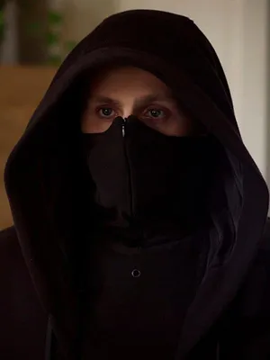 Hoodie S3 E9