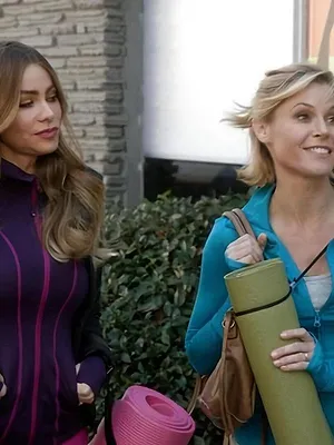 Modern Family S7 E16