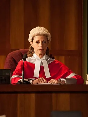 Janet King S1 E4