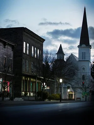 Dryden : le village maudit