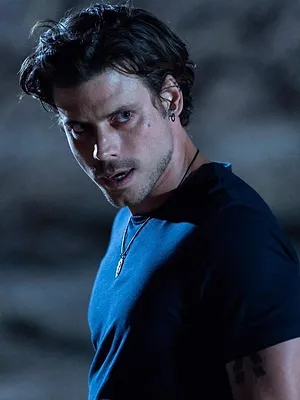 Midnight, Texas S2 E1