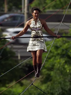 Tatiana funambule, des Cévennes au stade de France