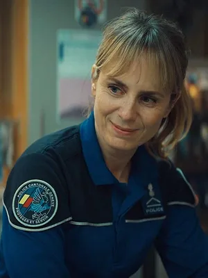 Uniformes S1 E4
