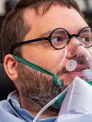Imposteur : quand tombe le masque