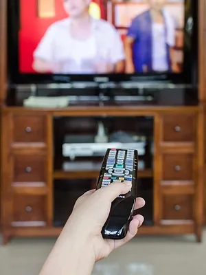 RuPaul's Drag Race UK vs the World