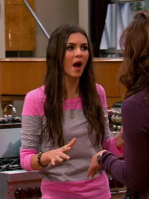 Victorious S3 E8