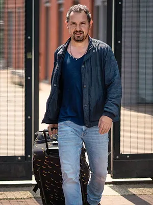 Axel Gaat Binnen