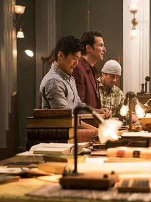 Flynn Carson et les nouveaux aventuriers S4 E1