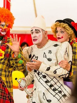 Une famille formidable S11 E3