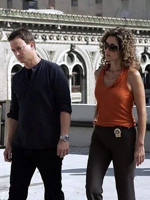 Les experts : Manhattan S3 E22