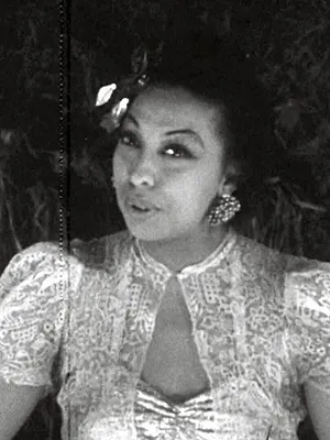 Elle parle d'Elle