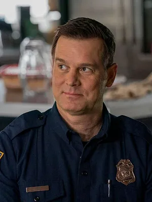 9-1-1 S2 E15