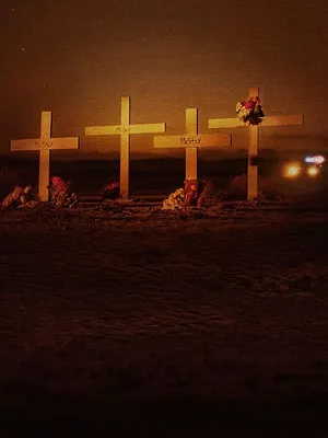 Deux tombes dans le désert