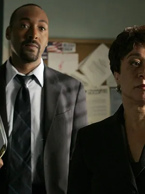 New York, police judiciaire S18 E1