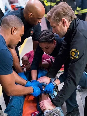 Grey's Anatomy : Station 19 S2 E11
