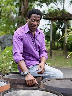 Meurtres au paradis S4 E1