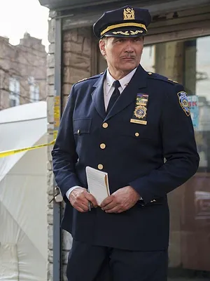 East New York S1 E1