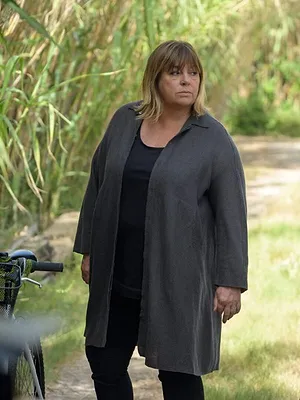 La Stagiaire S8 E6