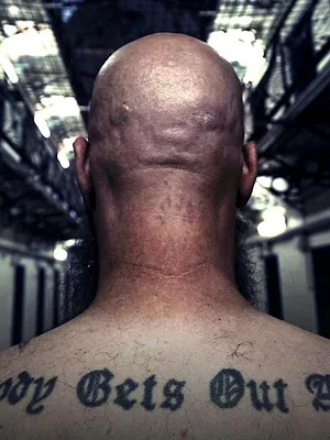 Prisonniers sous haute surveillance