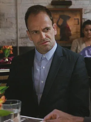 Elementary S6 E8
