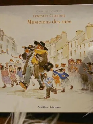S4 E56 : Ernest et Célestine : Musiciens des rues