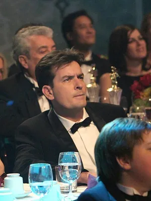 Mon oncle Charlie S3 E17