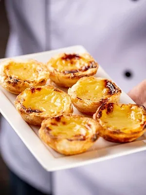 Ahsane Pâtissier celebrity