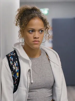 Le pacte S2 E16