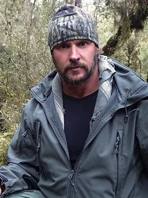 Dual Survival