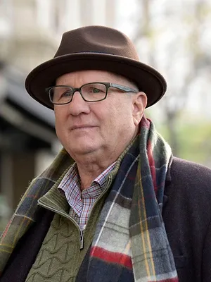 Modern Family S11 E13