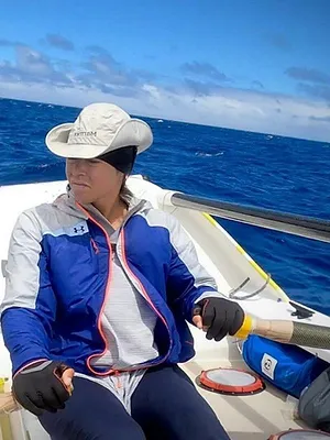 87 days : seule dans le Pacifique