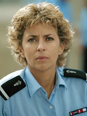 Une femme d'honneur S5 E2