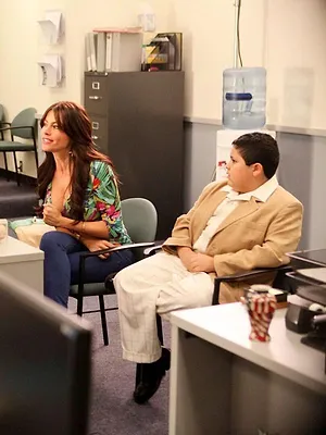 Modern Family S1 E22