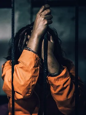Prisons françaises : la réalité derrière les barreaux