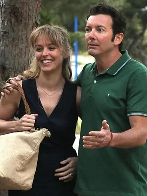 Camping Paradis S10 E1