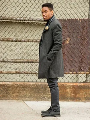 Elementary S6 E10