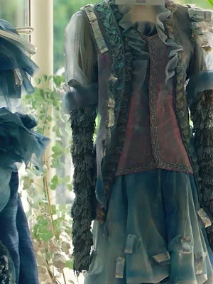 S1 E21 : Costumes et Signature