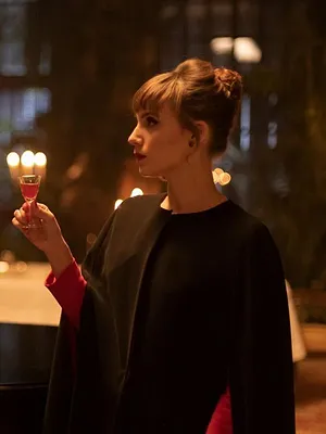 S1 E4 : Le bal masqué