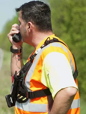 Les hommes de l'autoroute