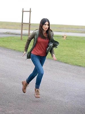 Humans S3 E8