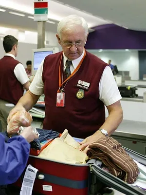 Douanes sous haute surveillance