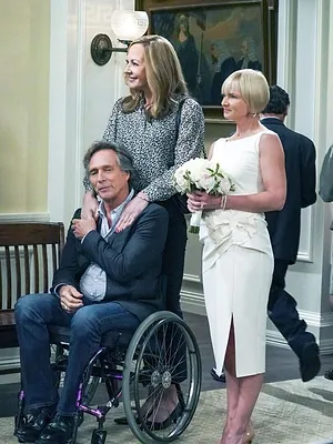 Mom S8 E18