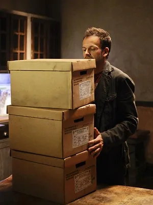 Elementary S1 E3