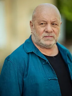 La Stagiaire S9 E3