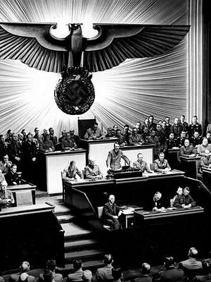 Hitler : la machine à propagande