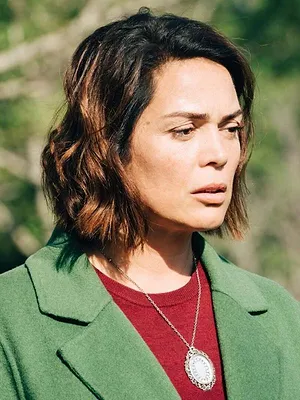 Mademoiselle Holmes S1 E6