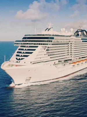 Croisière de rêve : dans les coulisses d'un paquebot XXL
